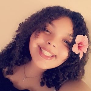 Meet your Posher, Ana